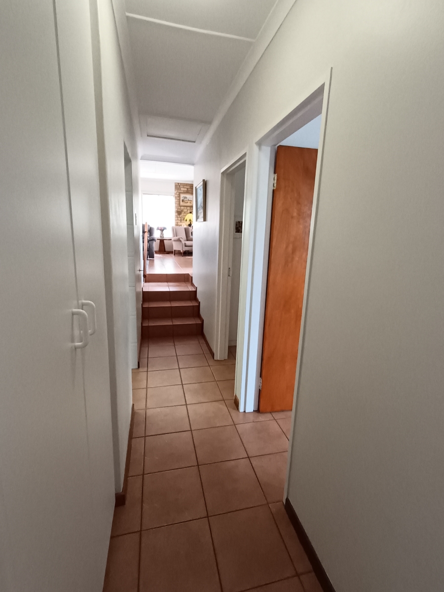 3 Bedroom Property for Sale in Jeffreys Bay Central Eastern Cape